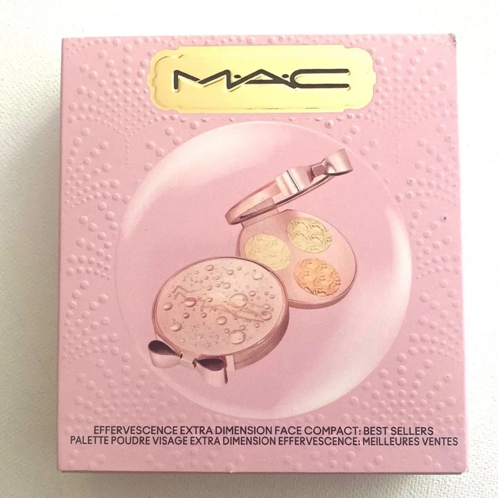 MAC 2022 Holiday Bubbles &‎ Bows Extra Dimension Face Compact: Best Sellers, NIB